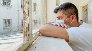 Mødet med diktaturets skygge