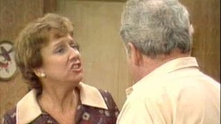 The Bunkers and Inflation (3) (aka Edith the Job Hunter)