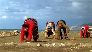 Family That Walks on All Fours