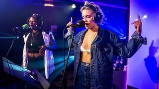 Anne-Marie