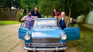 Monty Panesar v Simon Weston