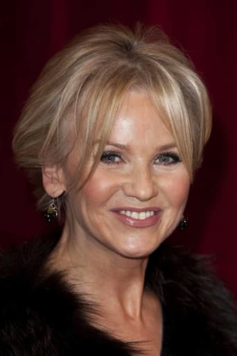 Image of Lisa Maxwell