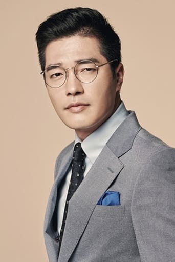 Image of Jeong Yoon-min