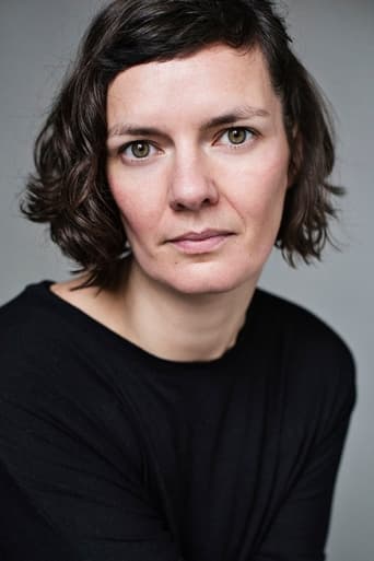 Image of Laura Cairns