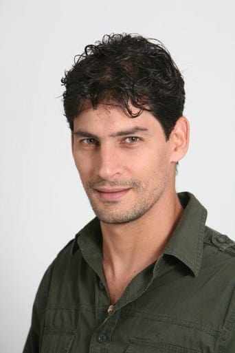 Image of Adrián Mas