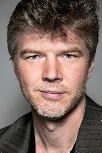 Actor Jakob Eklund