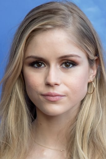 Image of Erin Moriarty