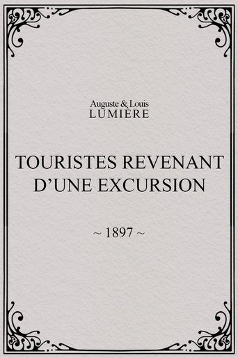 Touristes revenant d’une excursion