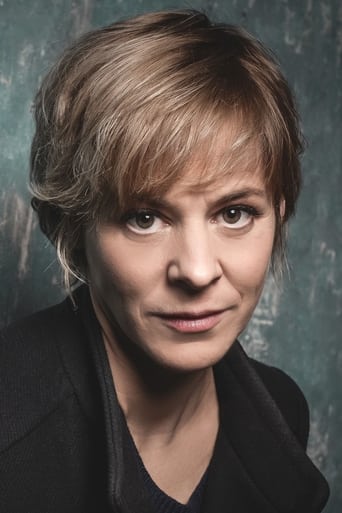 Actor Bernadette Heerwagen