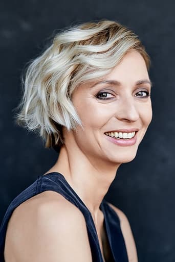 Actor Karolina Porcari