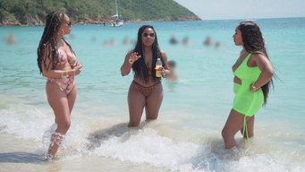 Head Beach in Charge