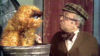 Mr. Hooper Bakes Oscar a Baked Bean Sundae (0056) episode still image