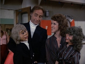 Double Wedding/The Dummies/Julie Falls Hard episode still image