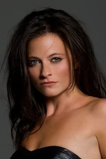 Lara Pulver