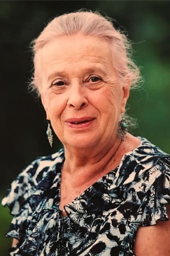 Image of Cecília Guimarães