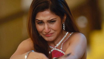 Purvi pretends to end her life