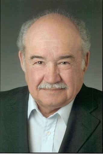 Image of Everett Sifuentes