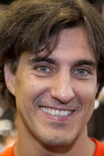 Image of Carlos Suárez