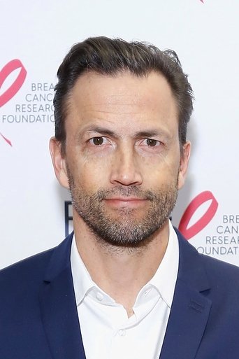 Image of Andrew Shue