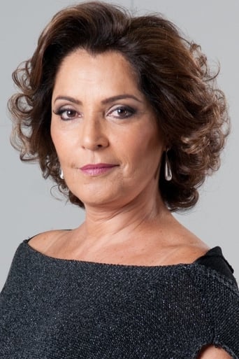 Image of Angelina Muniz