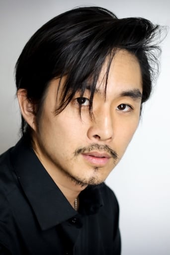 Image of Justin Chon