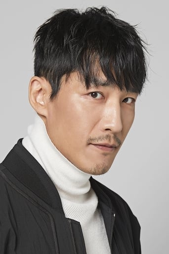 Image of Ji Hyun-jun