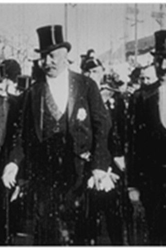 M. le président arrivant au bal des Sablaises