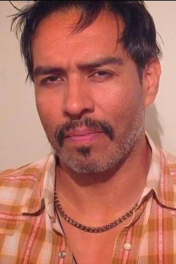 Image of Roel Navarro