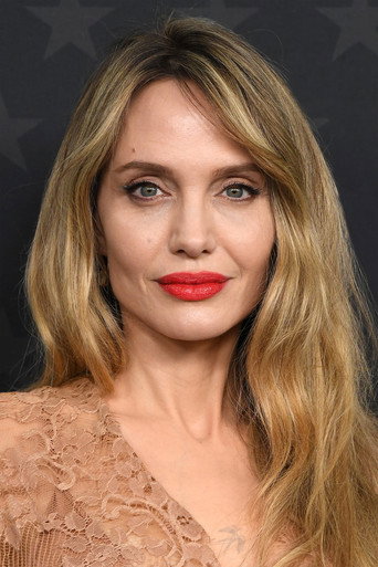 Angelina Jolie — photo 13