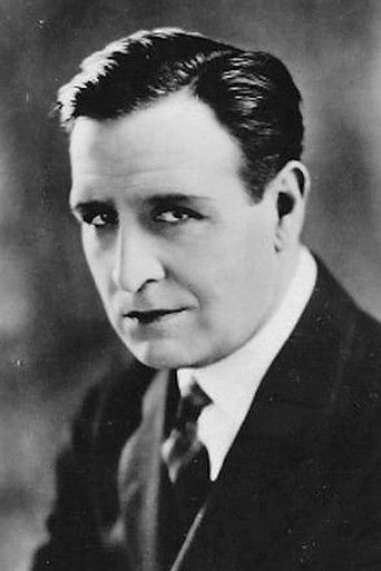 Conway Tearle — photo 3