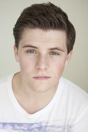 Luke Bromley headshot