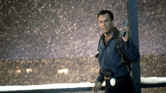Die Hard 2 backdrop 5