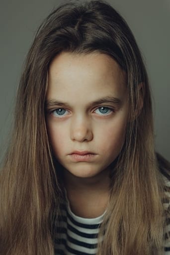 Alma Löhr headshot
