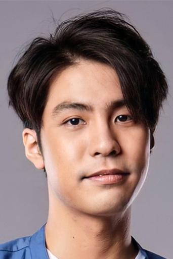 Teerapat Lohanan headshot