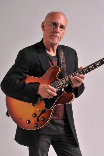 Image of Larry Carlton