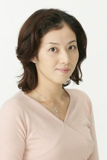 Midori Ando headshot