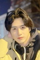 凡逸夫 is Qiu Yibai