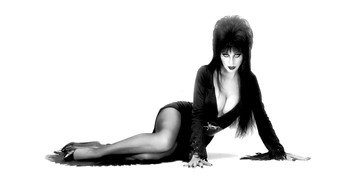 Still 12 from Elvira: Mistress of the Dark