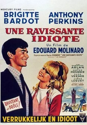Une ravissante idiote