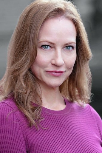 Julia Bechler headshot