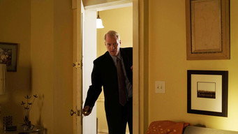 Noah Emmerich — photo 8