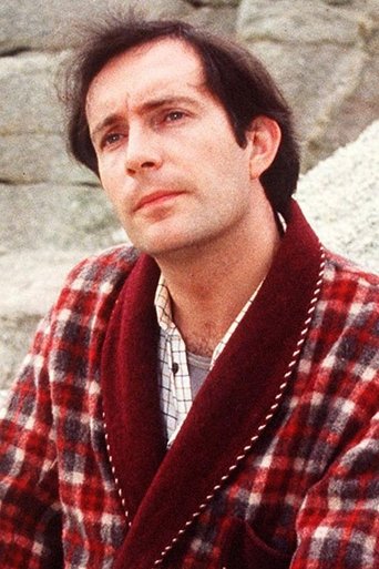 Image of Simon Jones