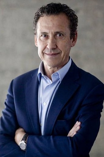 Jorge Valdano headshot