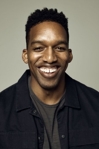 Darrin Bragg headshot