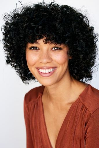 Alexis Zollicoffer headshot