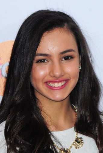 Amanda Troya headshot