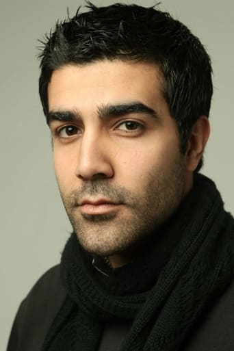 Bobby Naderi headshot