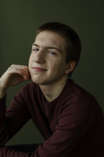 David Robitaille hace el papel de Self David Robitaille