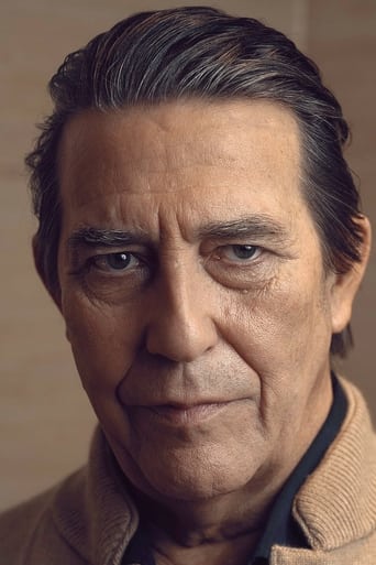 Profile picture of Ciarán Hinds