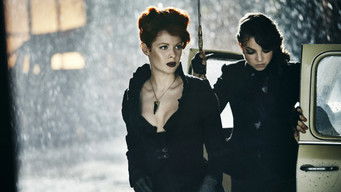 Emily Beecham — photo 9